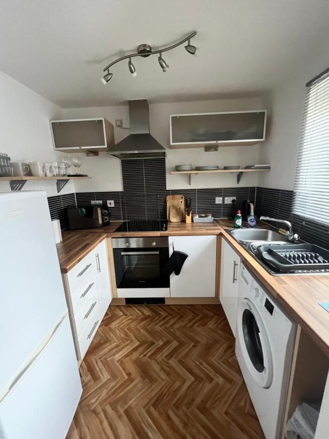 The Onyx Suite - 1 Bed Apartment W/ Free Parking Cardiff Exterior foto